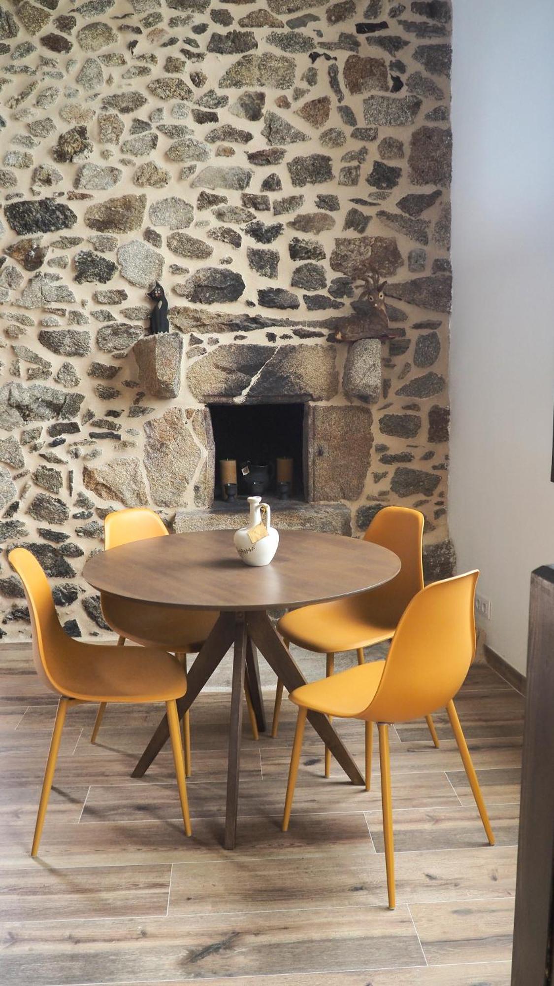 Apartamentos Muralla Sacra Sober Εξωτερικό φωτογραφία