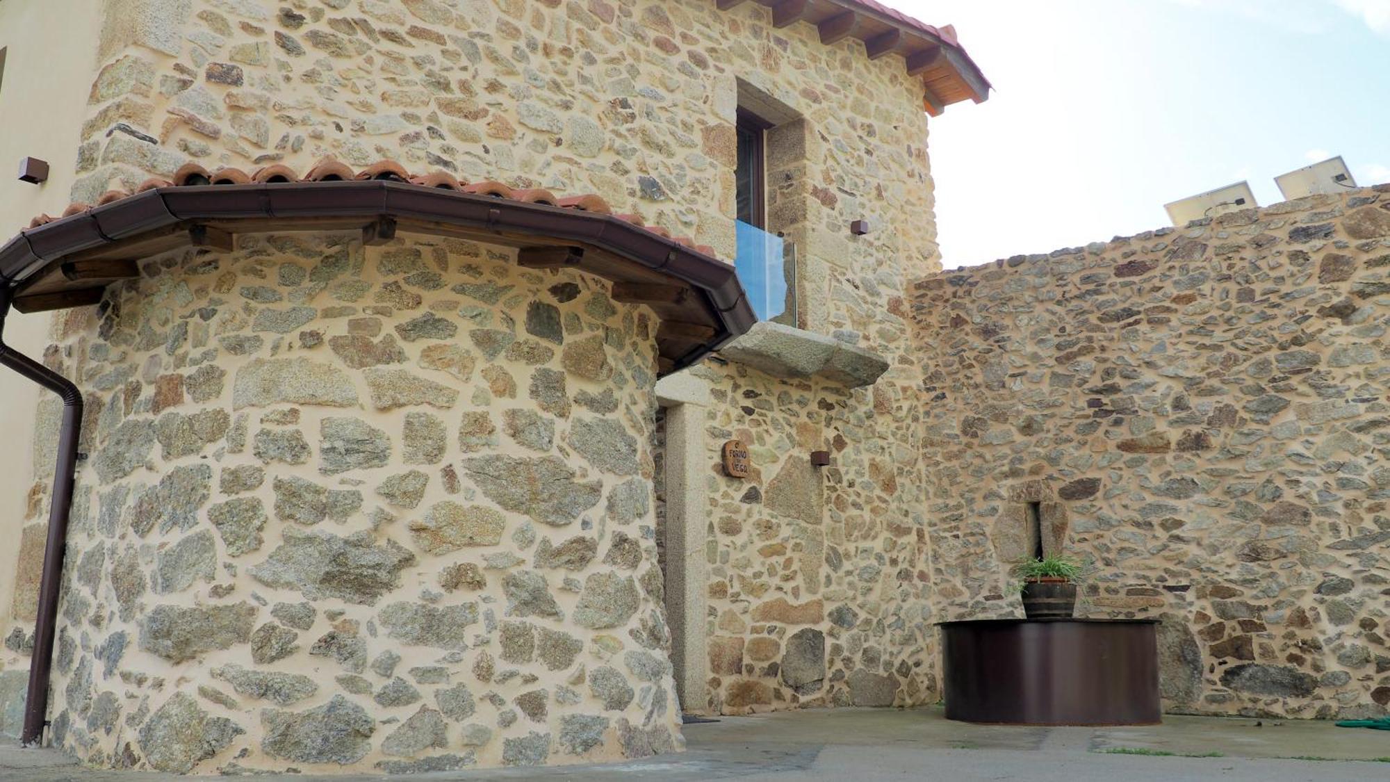 Apartamentos Muralla Sacra Sober Εξωτερικό φωτογραφία