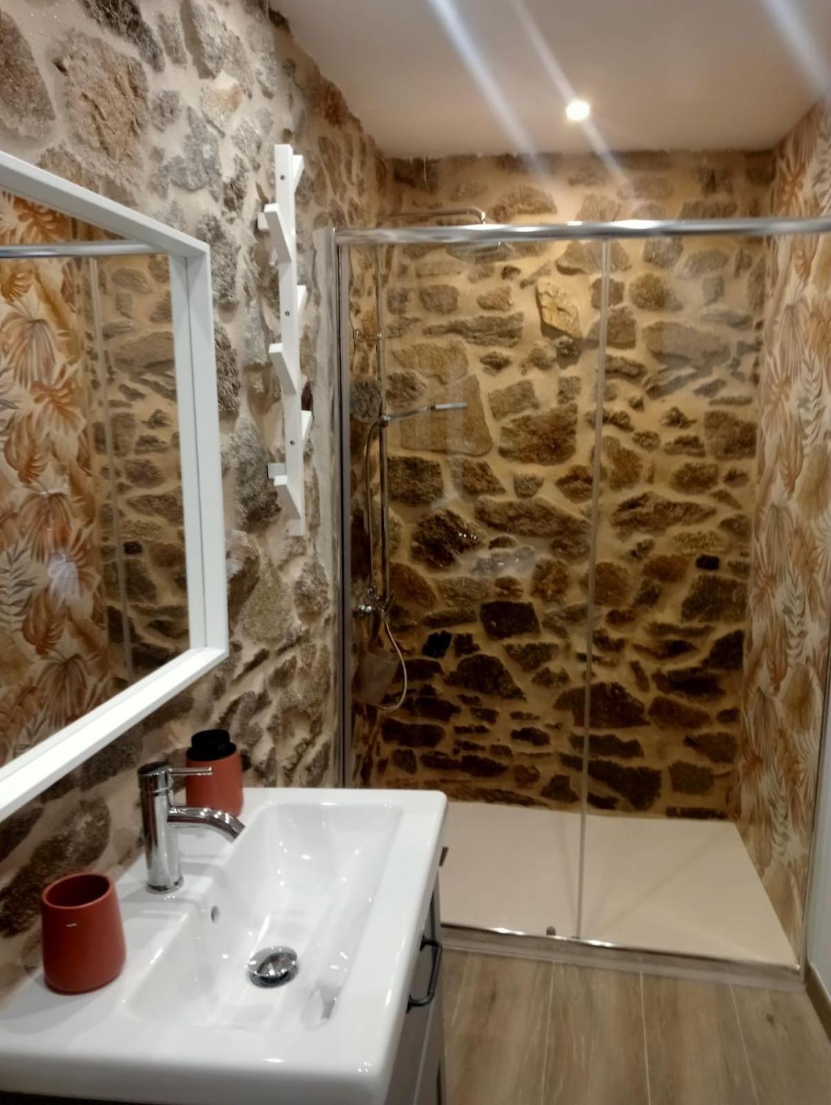 Apartamentos Muralla Sacra Sober Εξωτερικό φωτογραφία