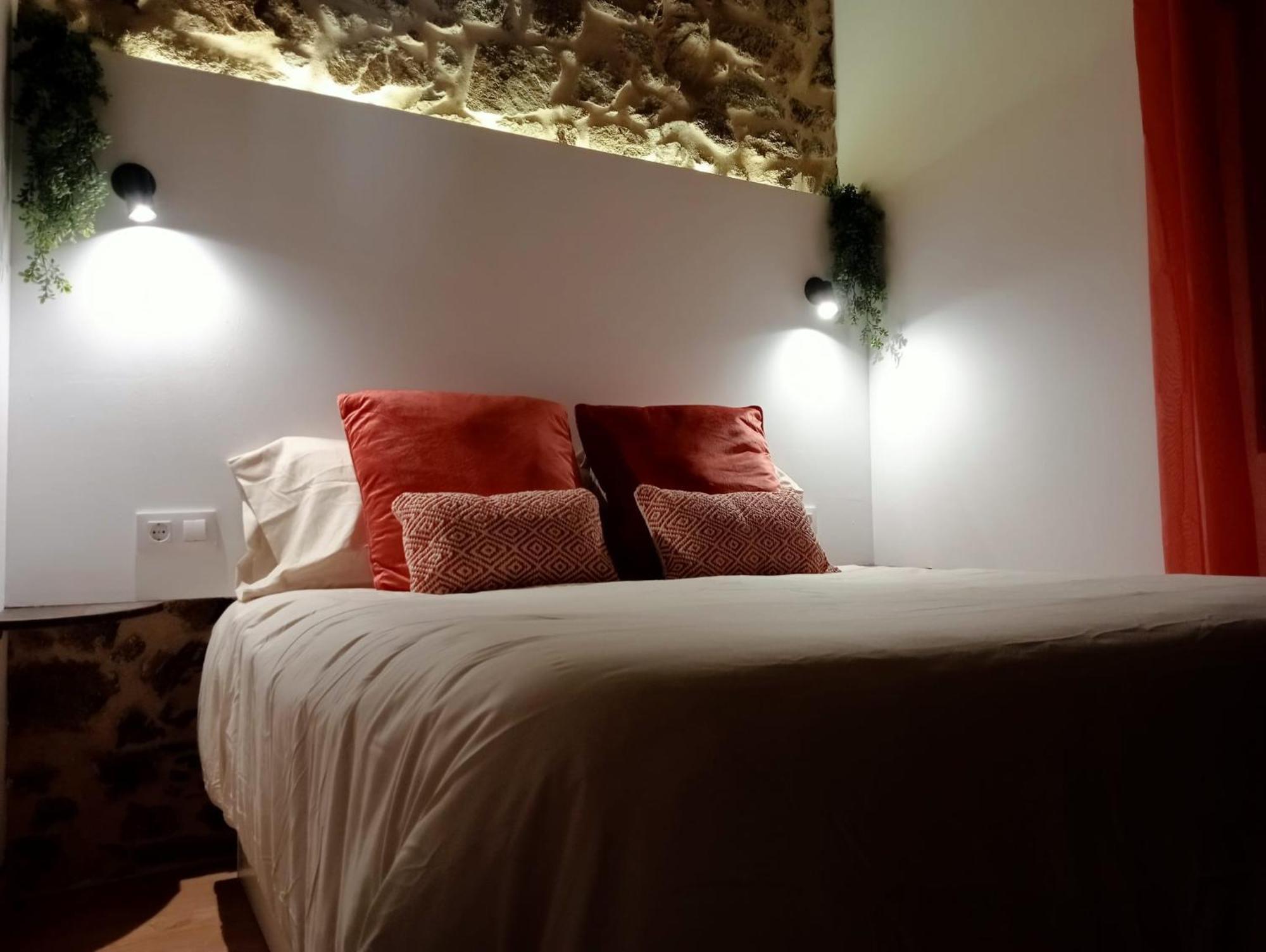 Apartamentos Muralla Sacra Sober Εξωτερικό φωτογραφία